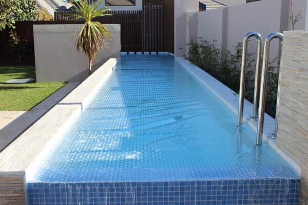 clear solar pool cover